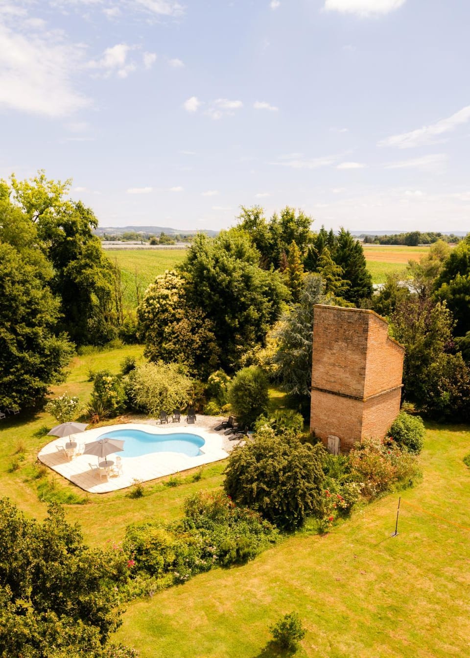 Property building, Bird's eye view, Garden, Garden, View (from property/room), View (from property/room), Garden view, Garden view, Landmark view, Landmark view, Pool view, Pool view, Area and facilities, Area and facilities, Swimming pool, Swimming pool, Sports, Entertainment, Entertainment