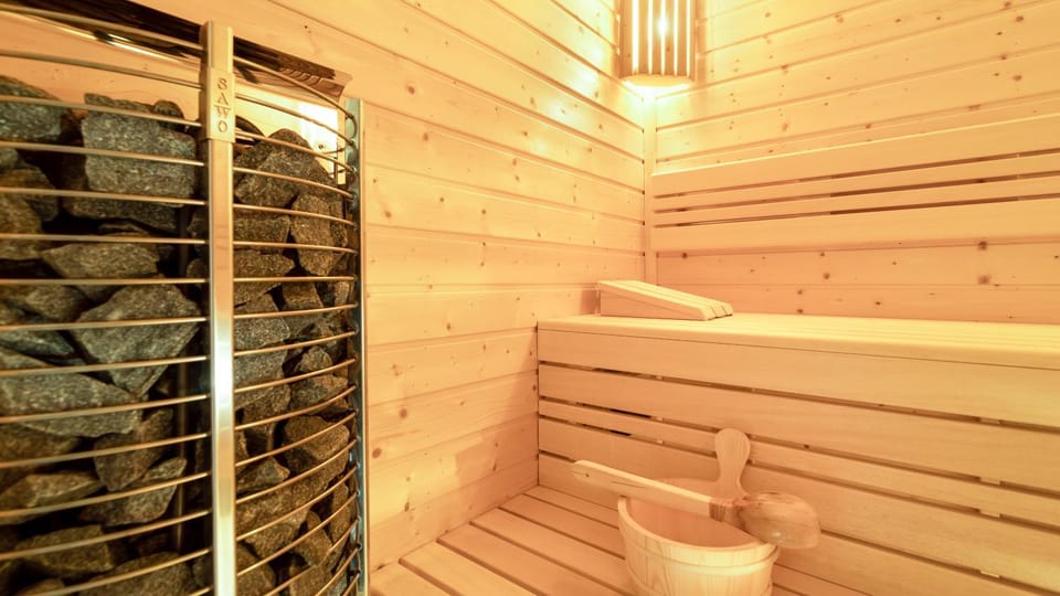 Sauna, Evening entertainment, Entertainment