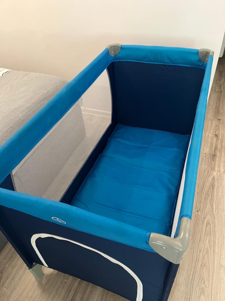 cot
