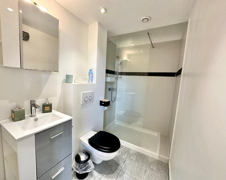 Studio - Clim AC - 5min beach walk - 2min tramway Apartment in Nice