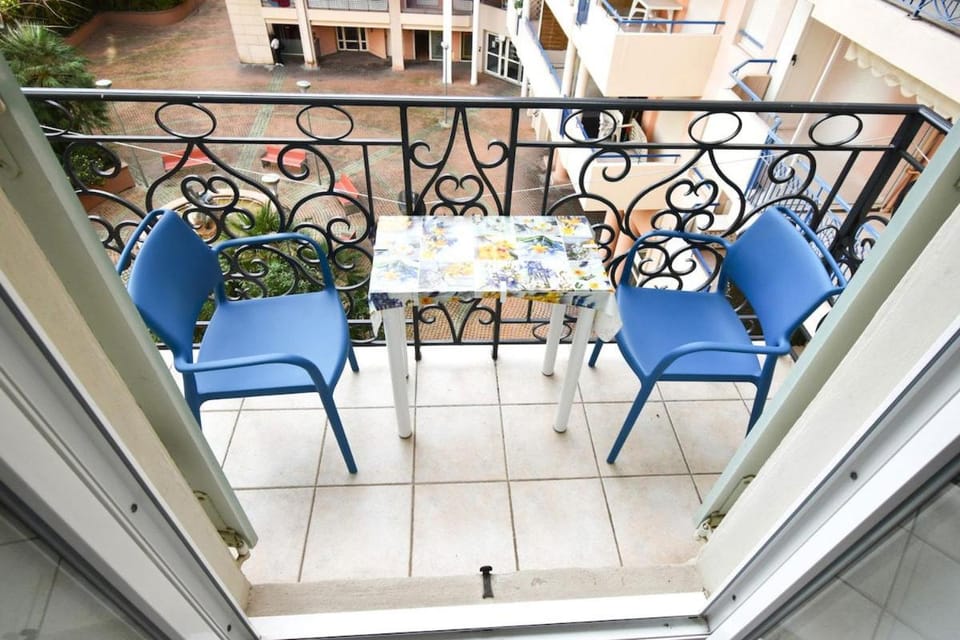 LES JARDINS hyper centre parking privé proche mer Apartment in Menton