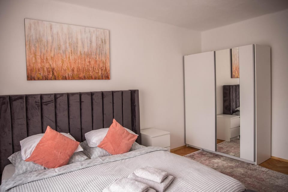 Bed, Photo of the whole room, Bedroom, towels, wardrobe