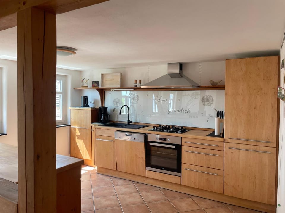 Kitchen or kitchenette, dishwasher, pet friendly, stove, toaster