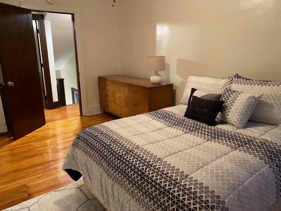 Bed, Bedroom, wardrobe