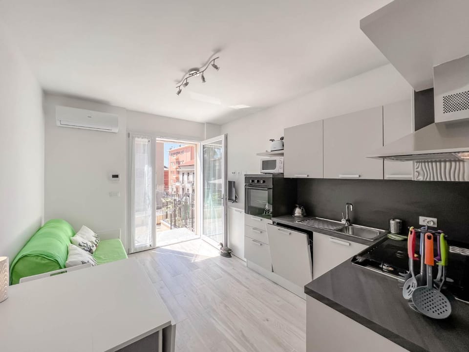 Nuovo Bilocale con posto auto Apartment in Varazze