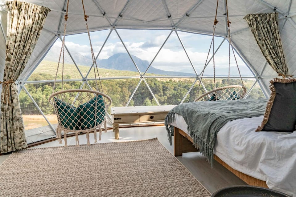 Moonrise Dome - La Bruyere farm Luxury tent in Western Cape