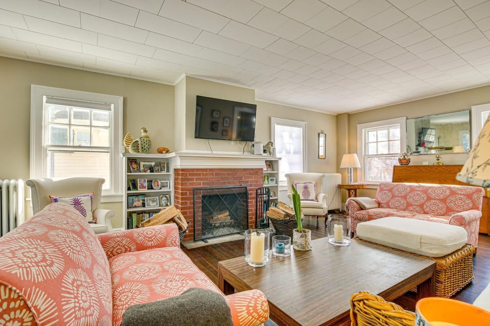 Historic Poughkeepsie Home Near Arlington & Vassar House in Poughkeepsie