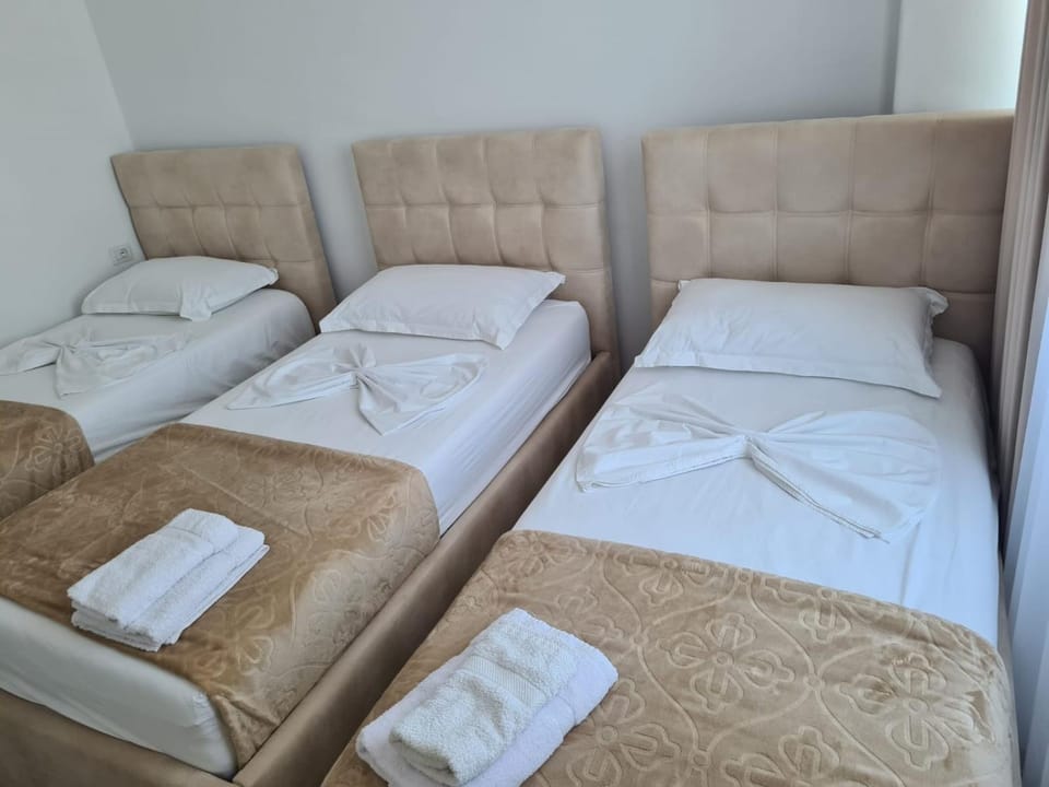 Modern apartment Fishta Q5 22 Apartment in Montenegro