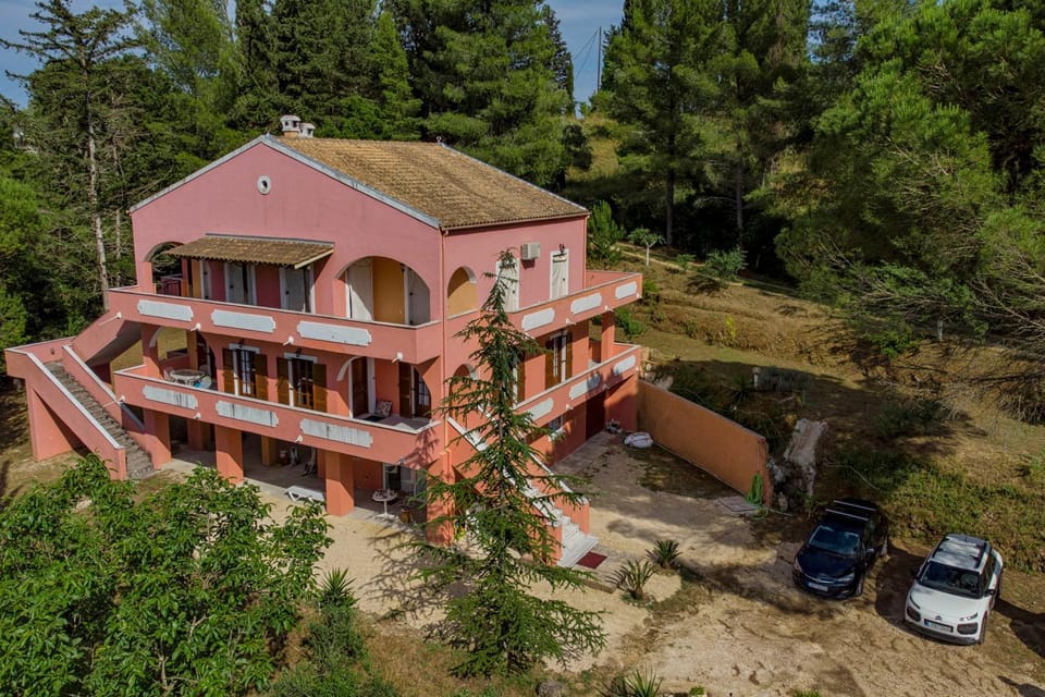NEVA'S COUNTRY HOUSE House in Corfu, Greece