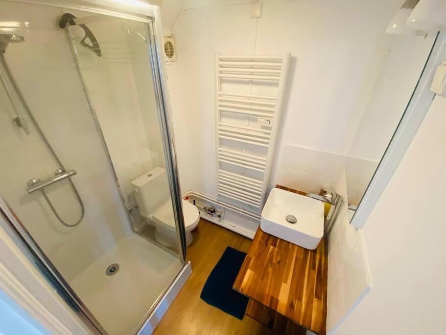 Toilet, Bathroom