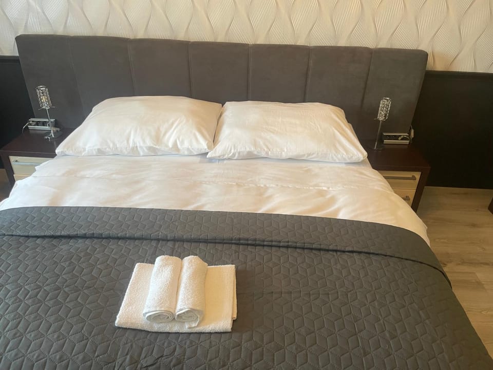 Maroon pension Bed and Breakfast in Slovakia