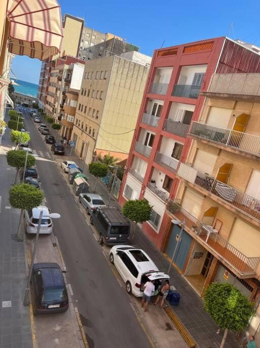 Sea view, Street view, Location