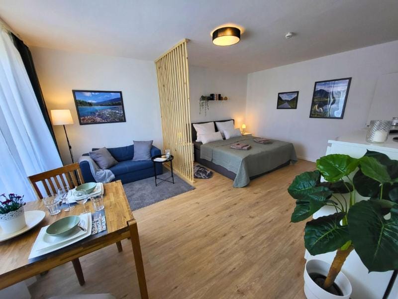 Living room, Bedroom