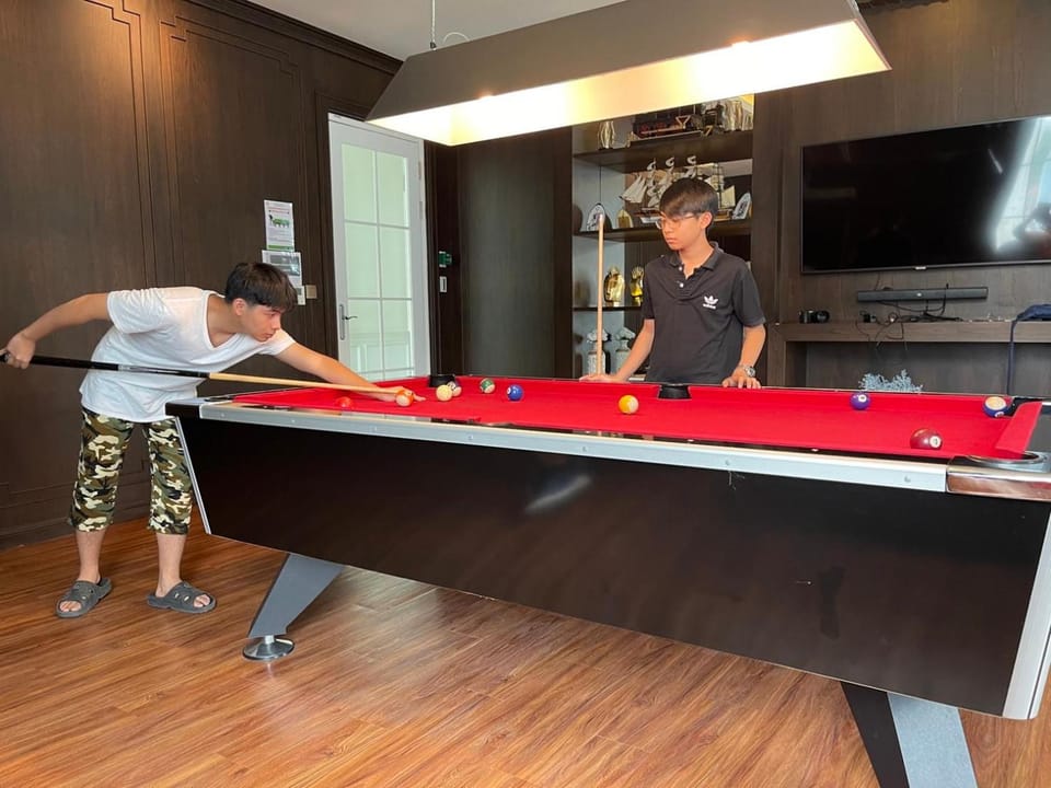 People, Billiard, Game Room, group of guests