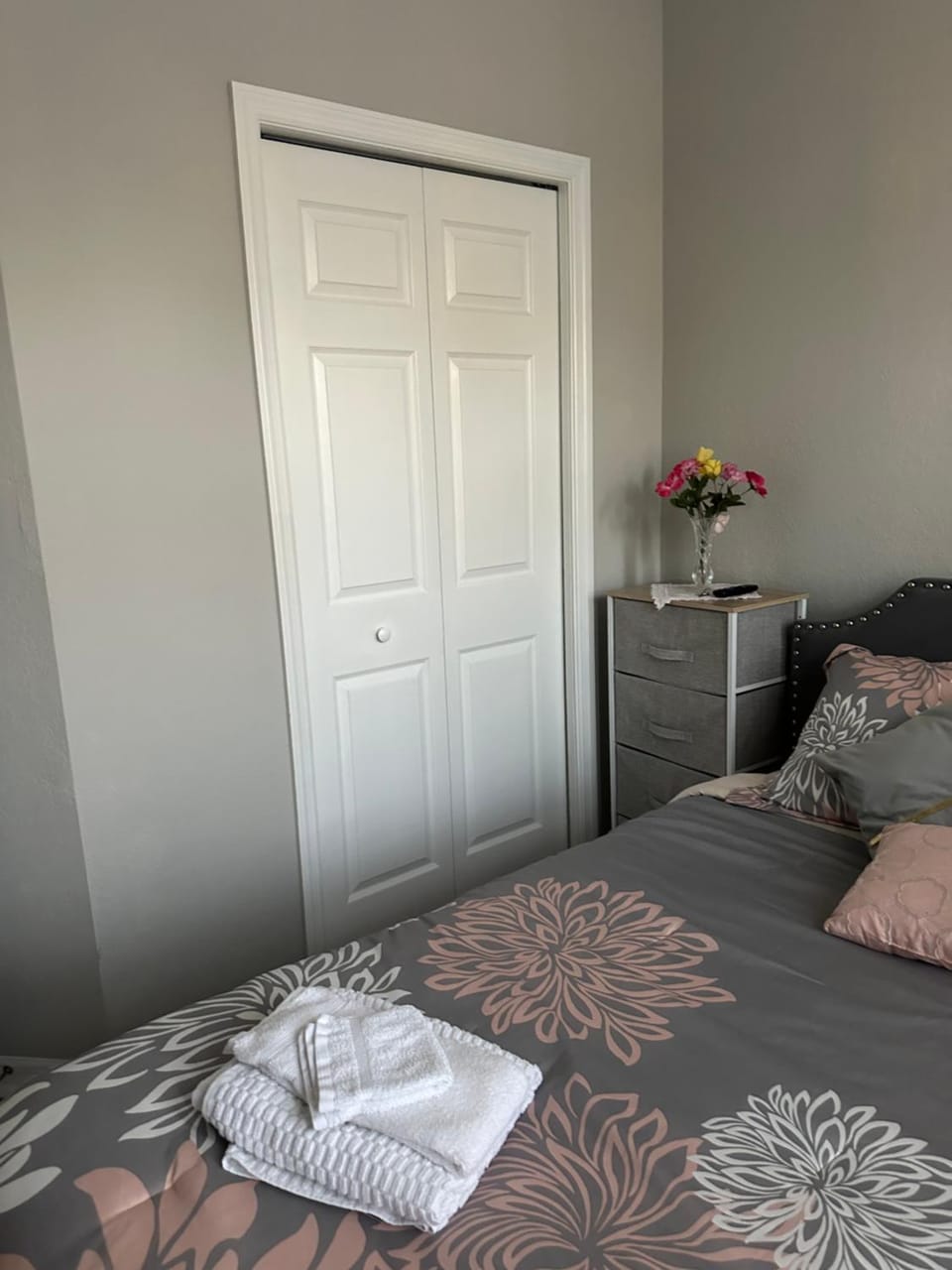 Quiet room in a family home Vacation rental in Lehigh Acres