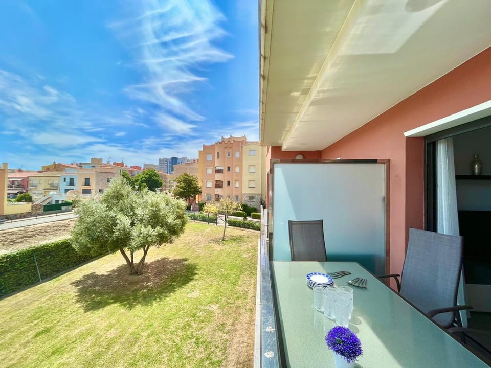 Balcony/Terrace, Garden view