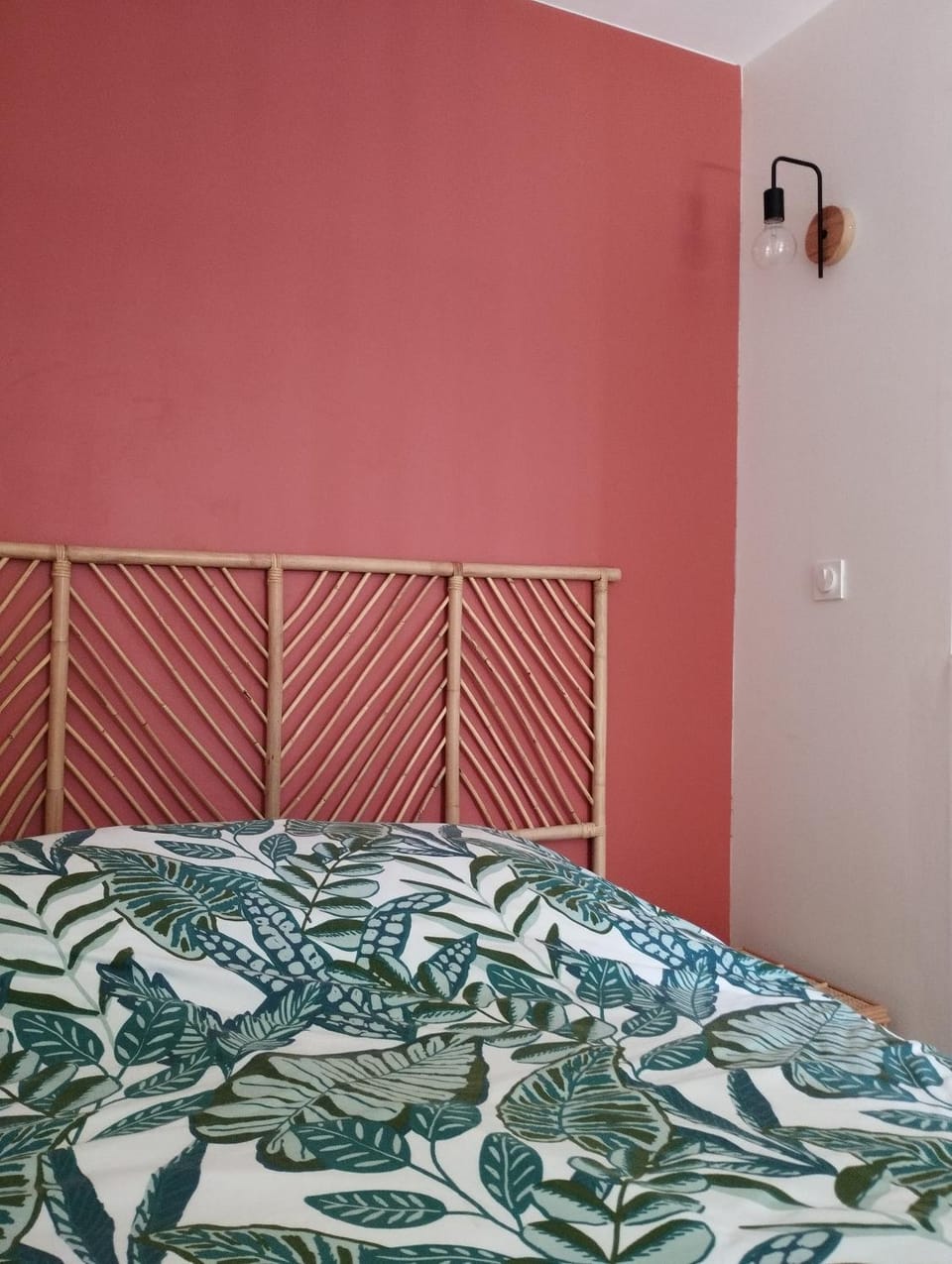Studio climatisé et spacieux situé près des Parcs Apartment in Auvergne-Rhône-Alpes