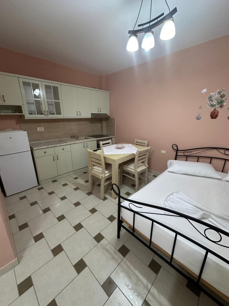 A&A House Bed and Breakfast in Sarandë