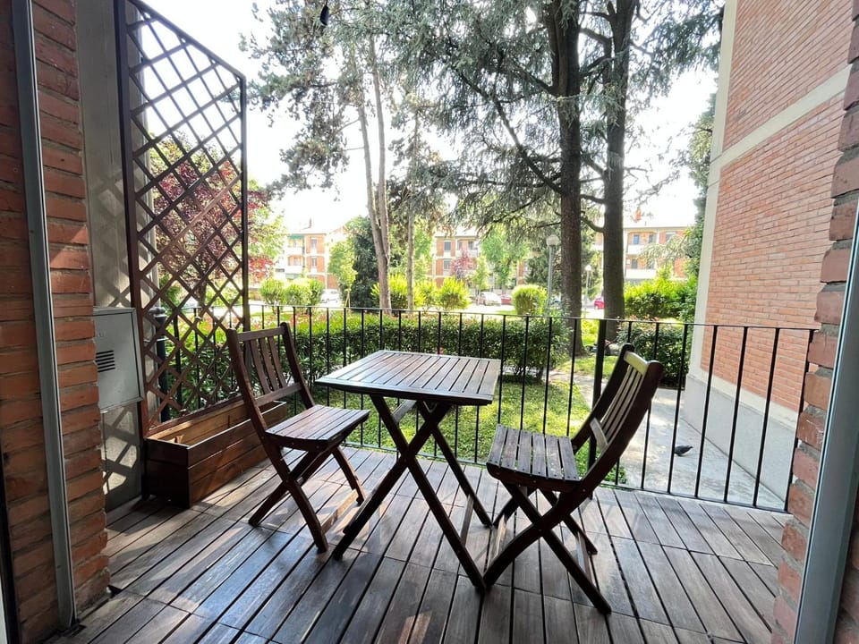 Balcony/Terrace, Garden view