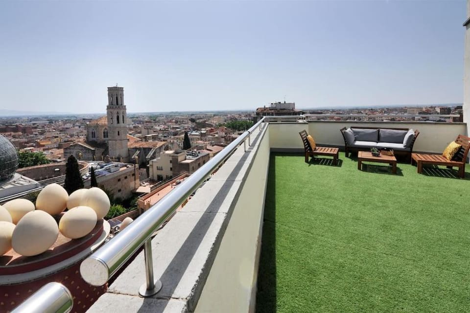 Day, View (from property/room), Balcony/Terrace, City view