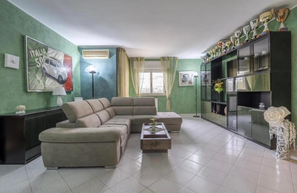 Green House Apartment in Apulia