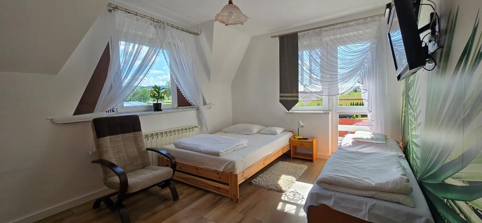 Bed, View (from property/room), Balcony/Terrace, Bedroom