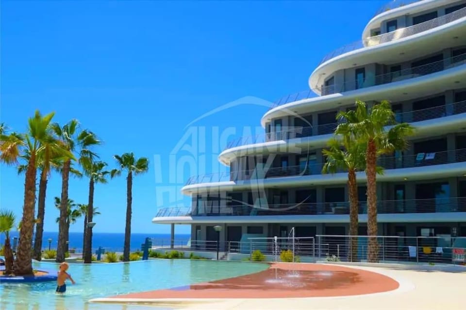 Fantastic Infinity View . Wifi. Parking Apartment in Costa Blanca