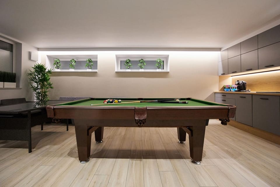 Billiard