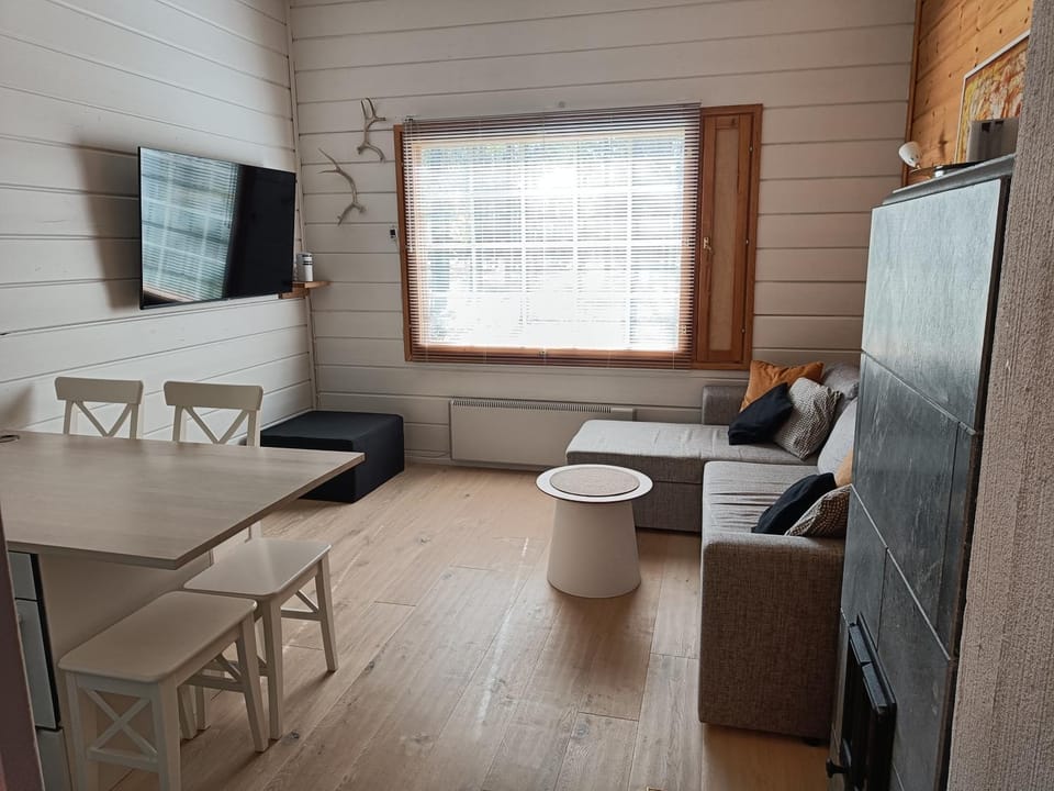 TV and multimedia, Living room, Dining area
