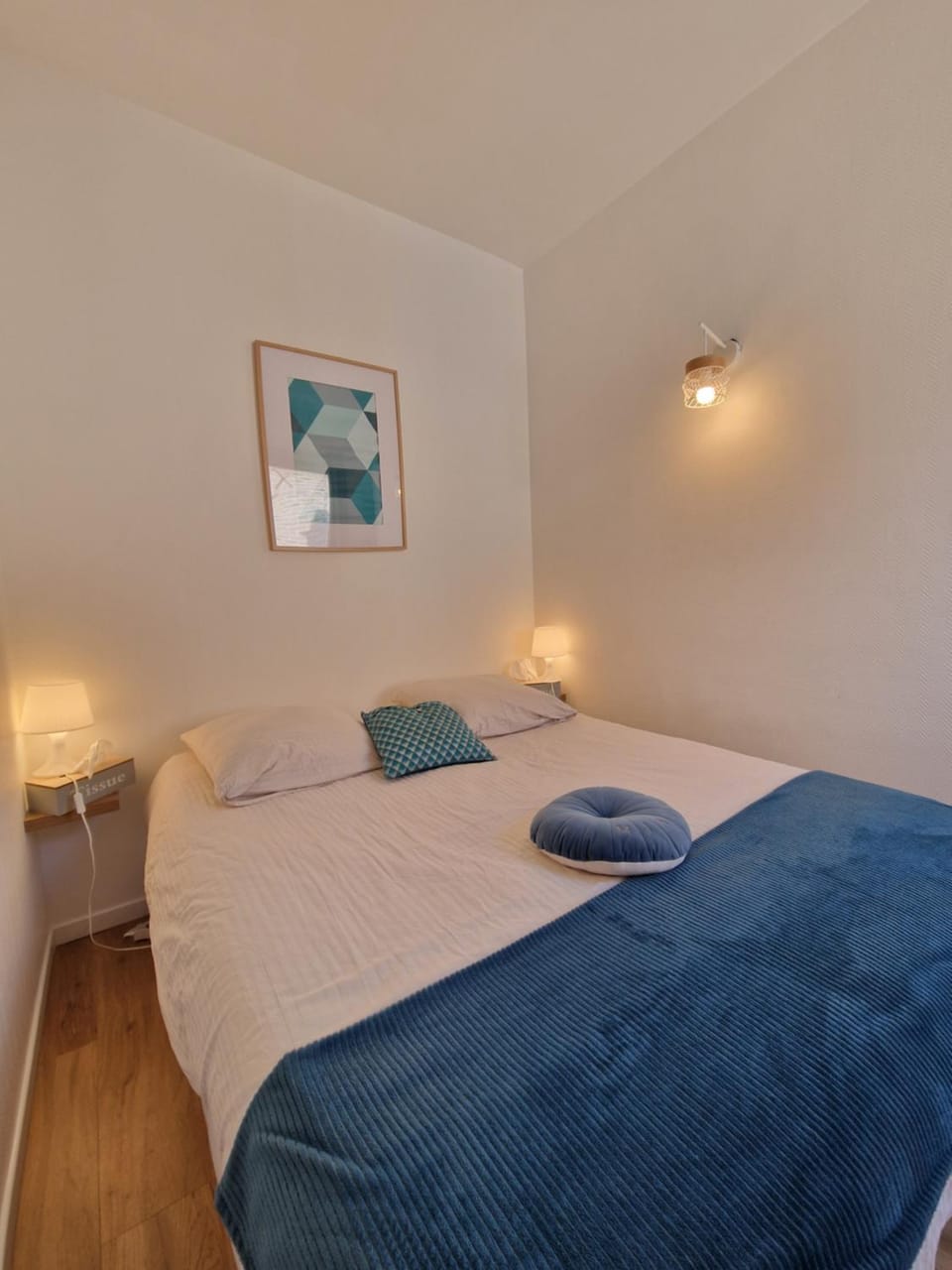 Le Cocon de Reims family and free parking Apartment in Reims