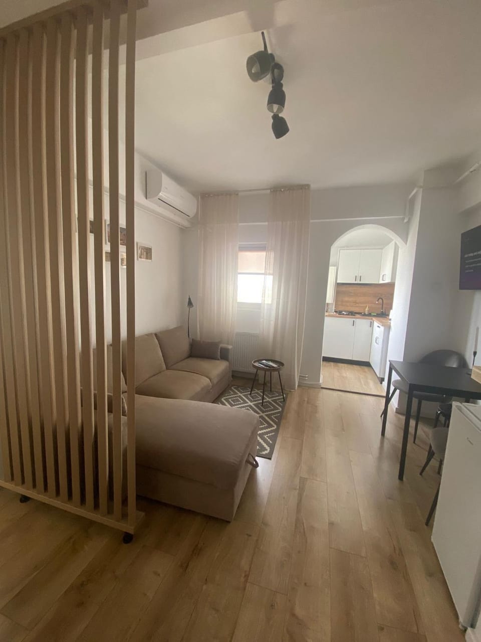 TV and multimedia, Living room, Dining area
