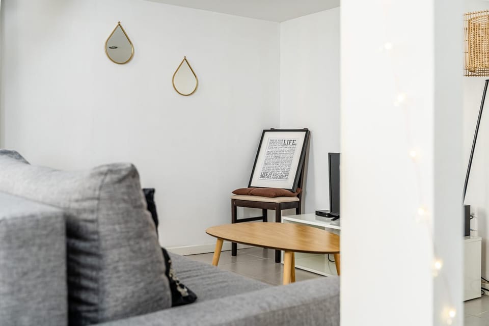 TV and multimedia, Living room, hair dresser