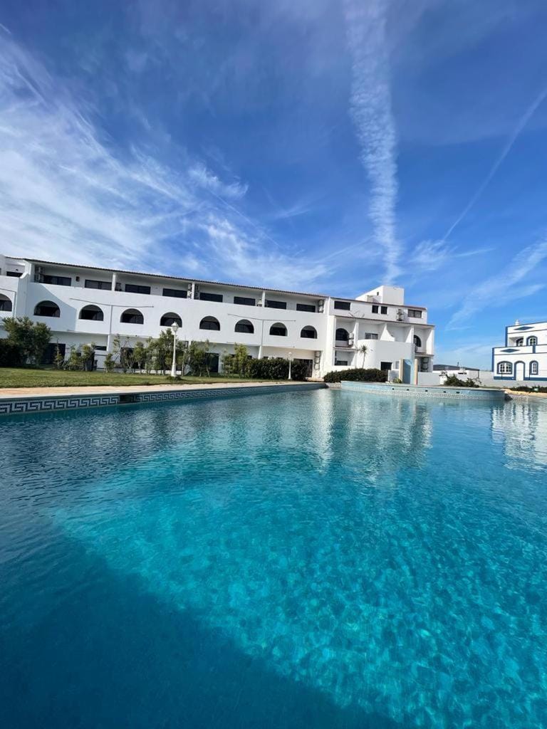 Apartamento Don Tenório com piscina Sagres Apartment in Sagres