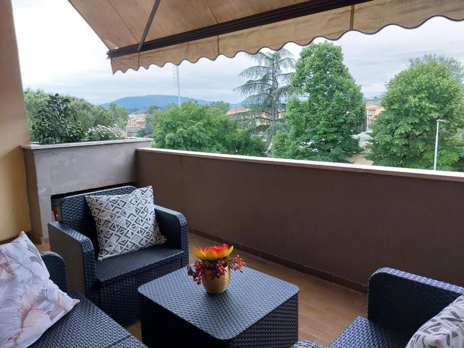 View (from property/room), Balcony/Terrace