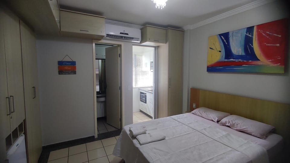 Bed, Living room, Photo of the whole room, Bedroom, wardrobe, air conditioner