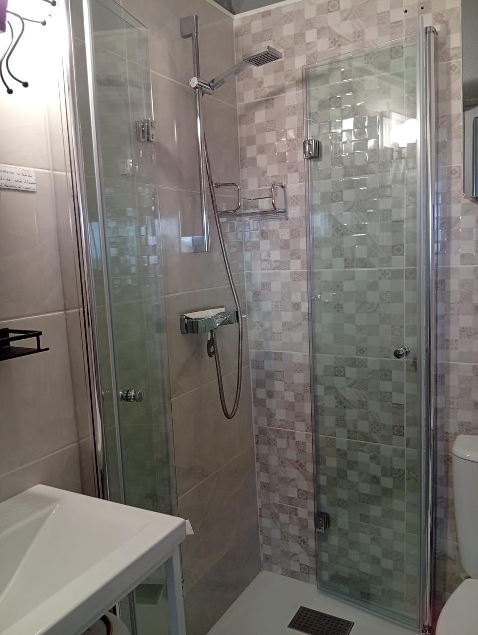 Shower, Bathroom