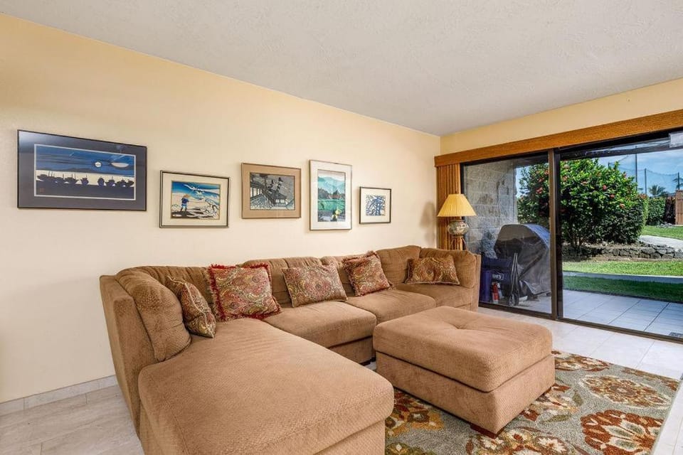 Keauhou Punahele#D-103 House in South Kona
