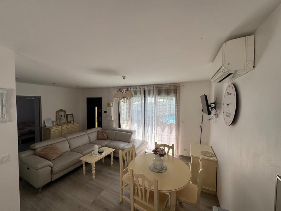 Charmante Maison avec Piscine Villa in Occitanie
