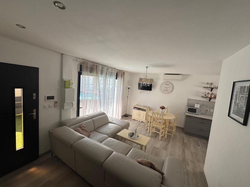 Charmante Maison avec Piscine Villa in Occitanie