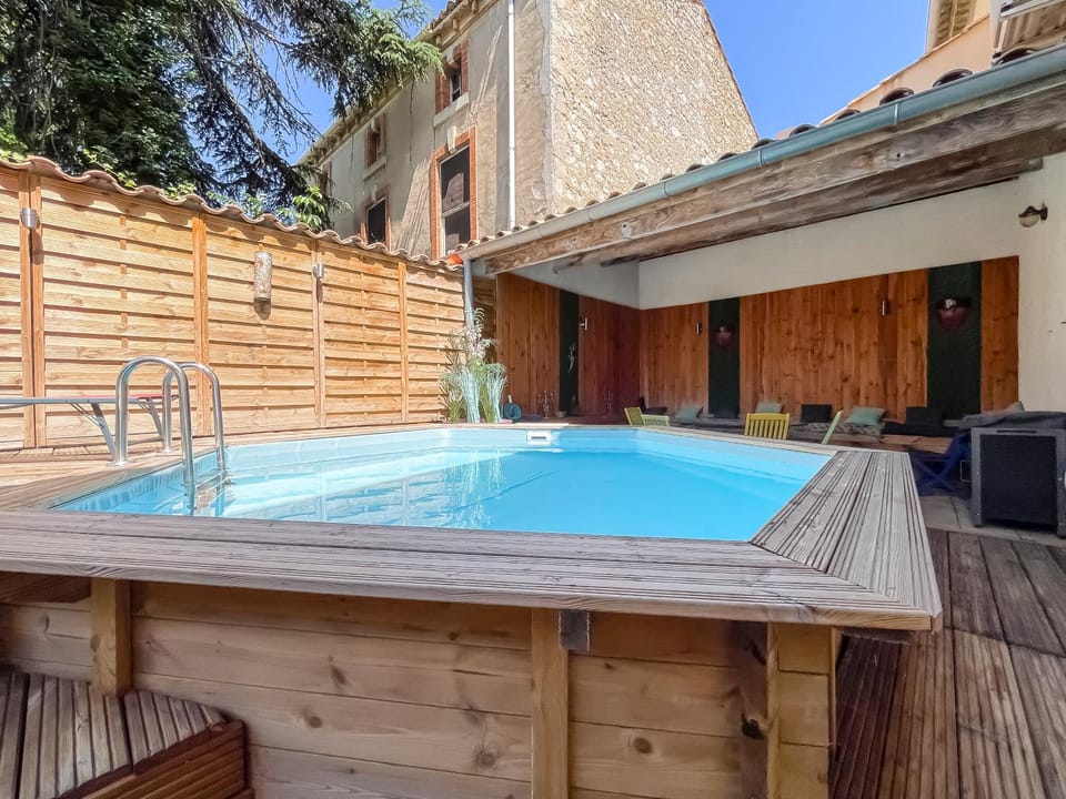 Patio, Swimming pool