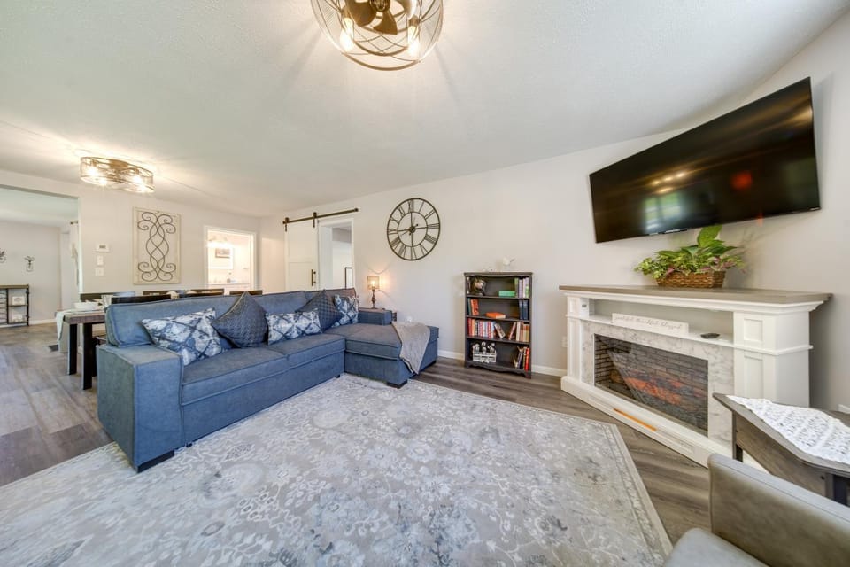 Pet-Friendly Centerville Home with Fire Pit and Grill House in Allegheny River