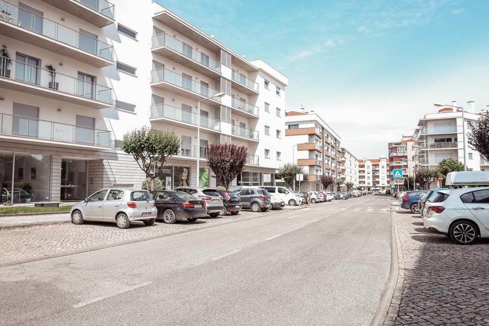 Neighbourhood, Street view, Parking