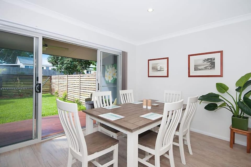 Patio, Garden, Balcony/Terrace, Dining area, Garden view