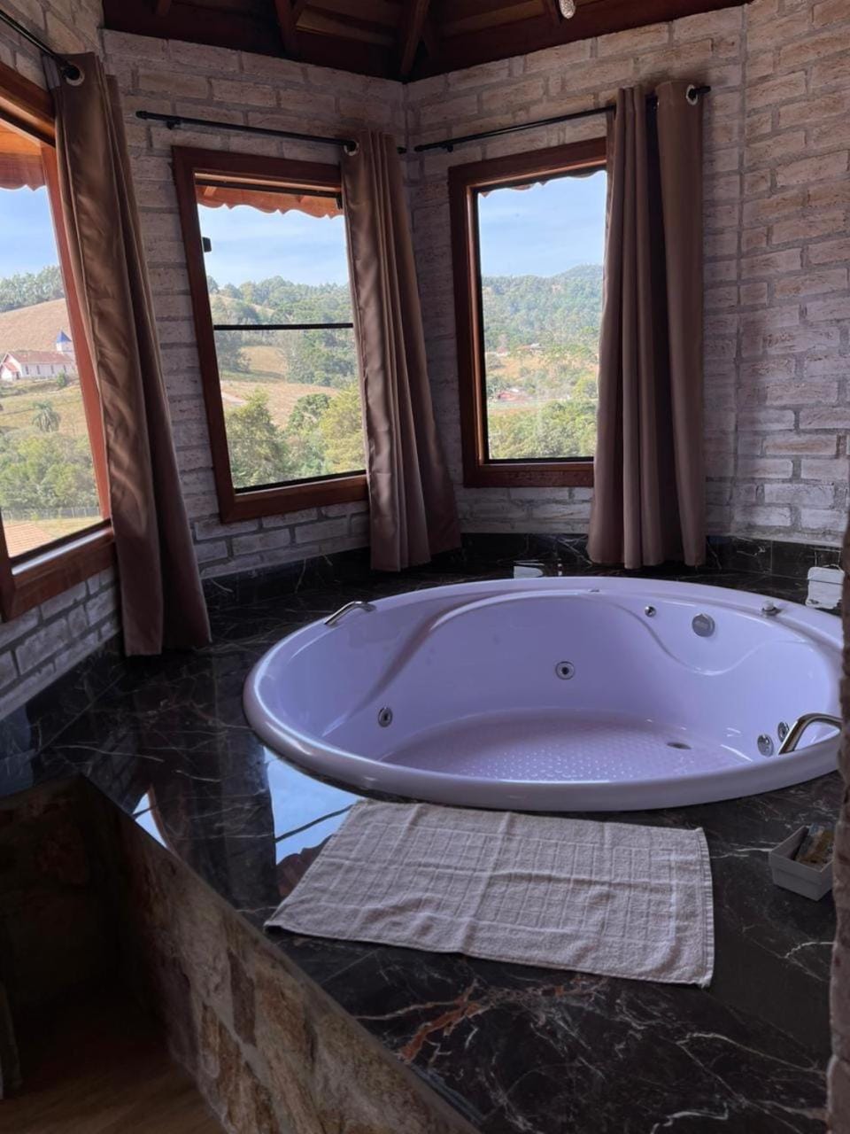 Pousada do valle Nature lodge in State of São Paulo
