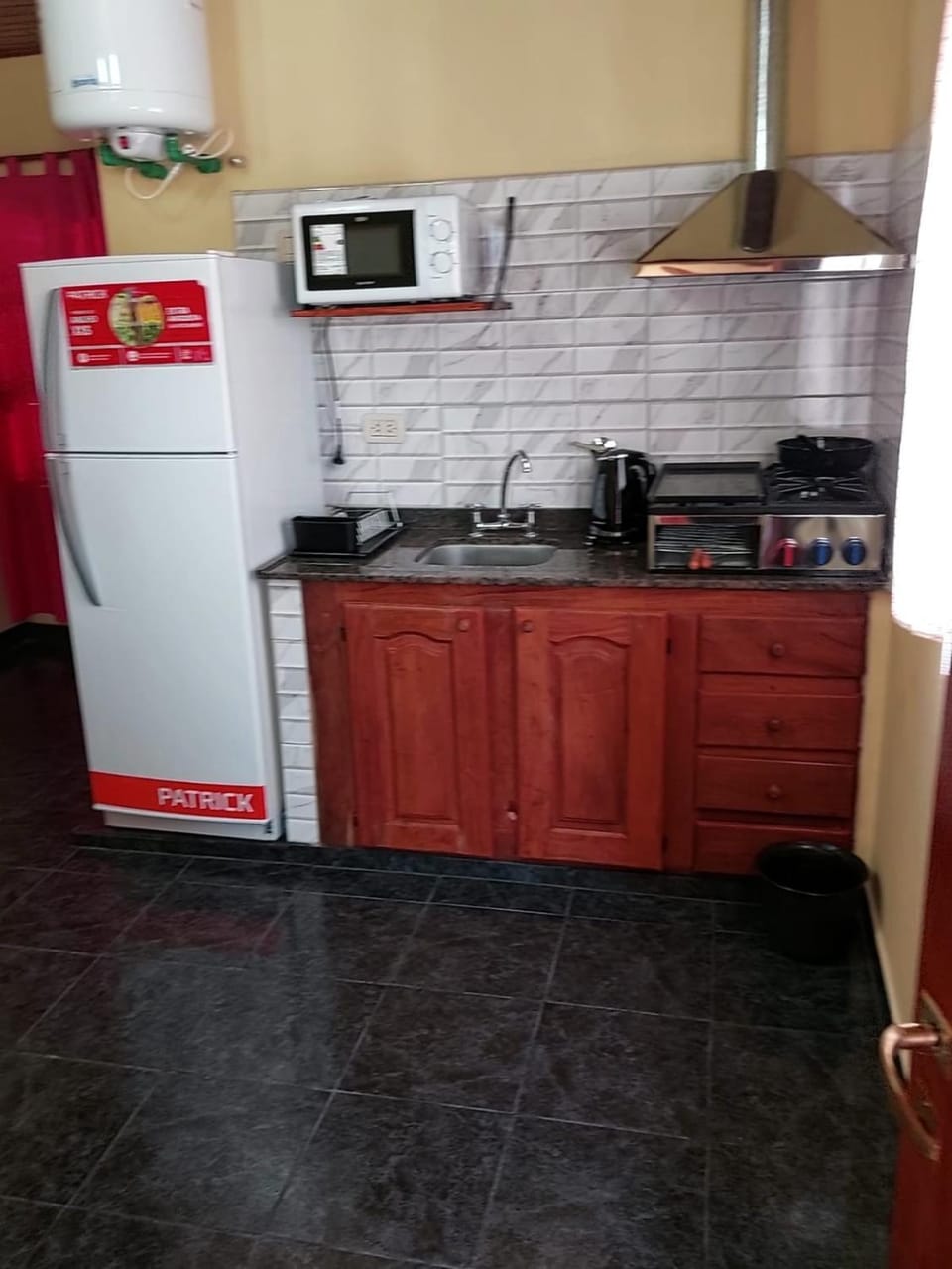 Kitchen or kitchenette