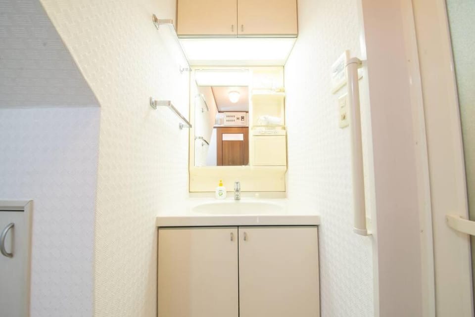 la3 hotel annex 新宿三階建て一軒家 House in Shinjuku