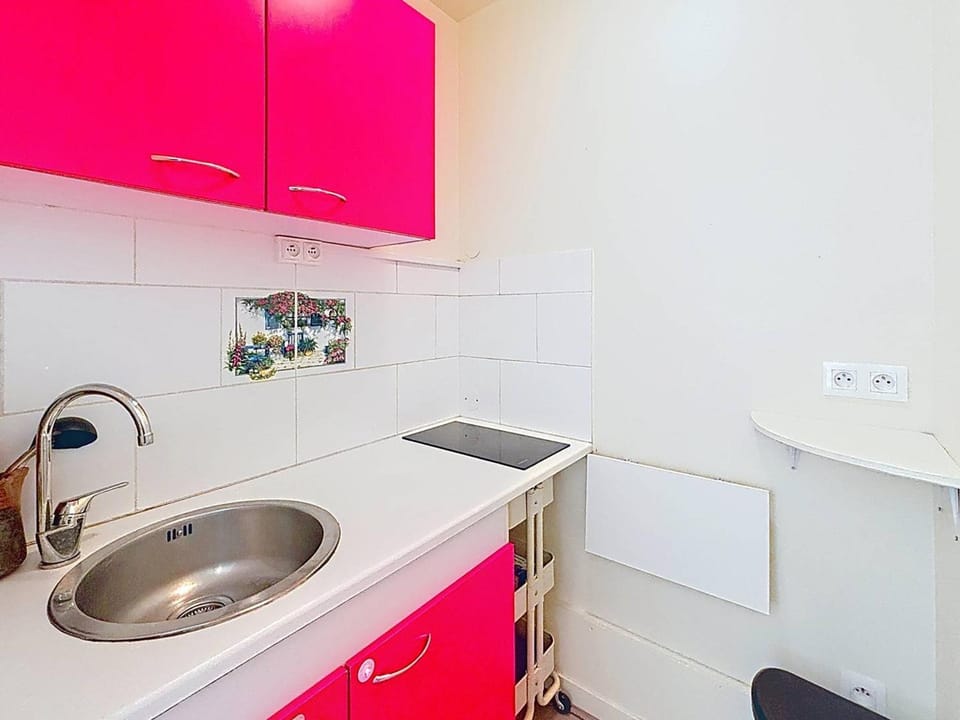 Appartement avec terrasse, parking et WiFi, 4 pers. à Merville Franceville - FR-1-465-98 Apartment in Normandy
