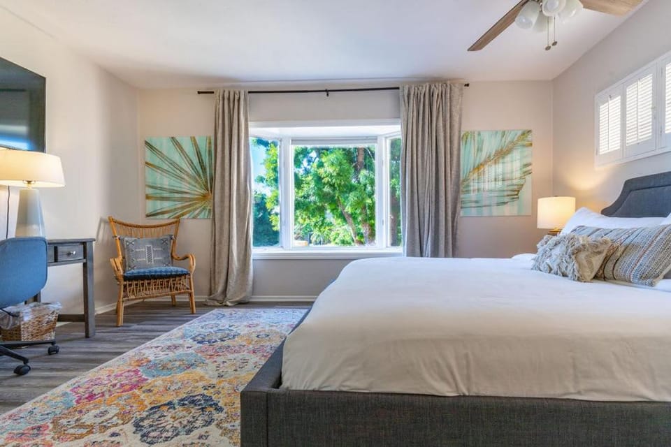 La Jolla Village's Premier Haven House in La Jolla