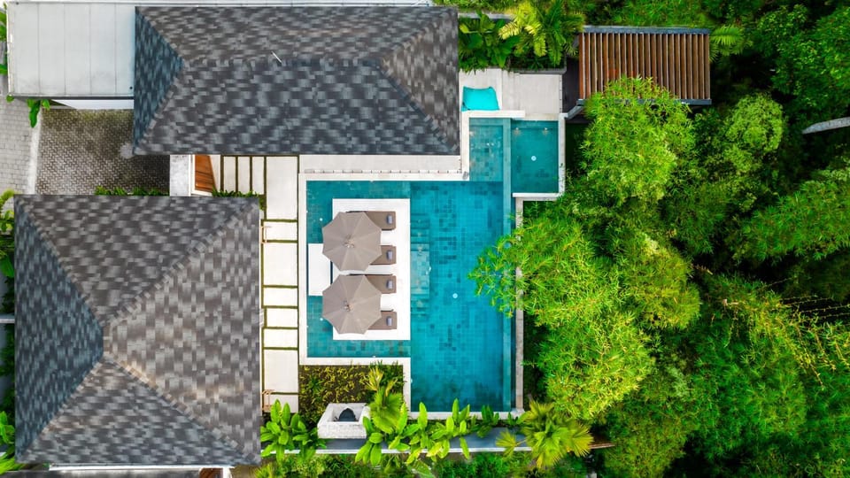 Property building, Swimming pool, Parking, internet