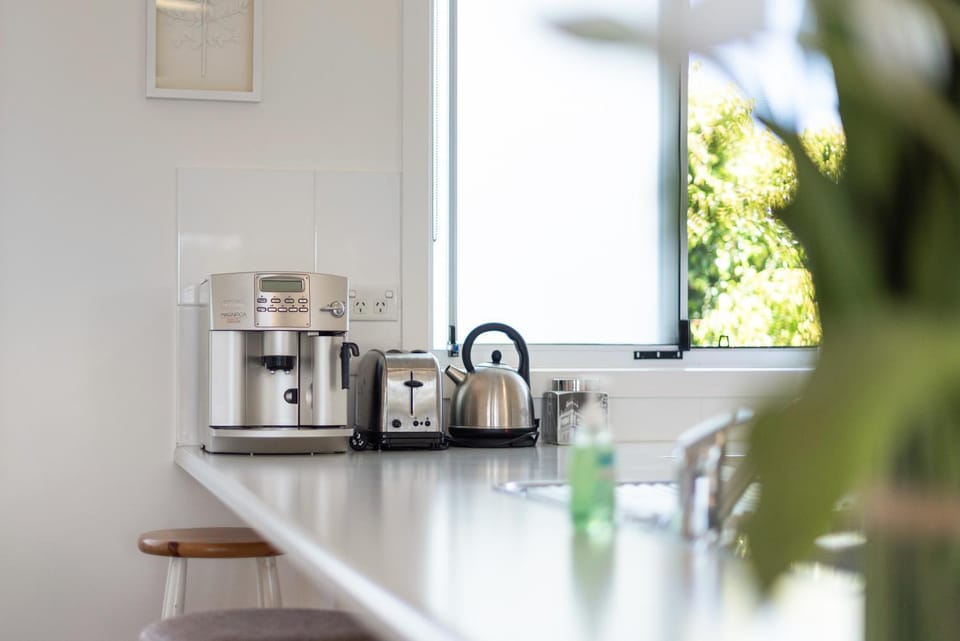 Coffee/tea facilities, Kitchen or kitchenette, toaster